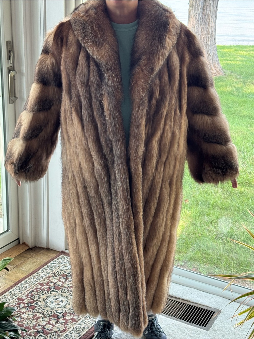 Classic Brown Full-Length Fur Ski & Snow Coat